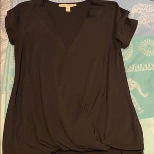 Simple Black Short-Sleeve